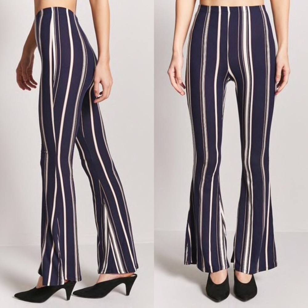 🆕 F21 Navy Flare Striped Pants